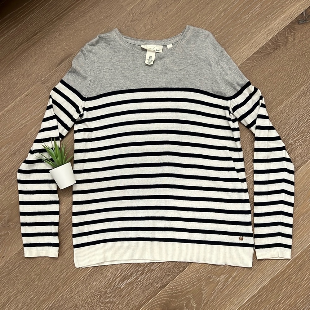 H&M Stripped Knit Sweater size XS